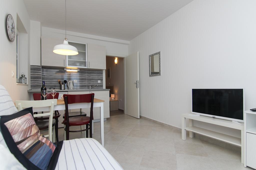 Nikolina Apartment Podgora
