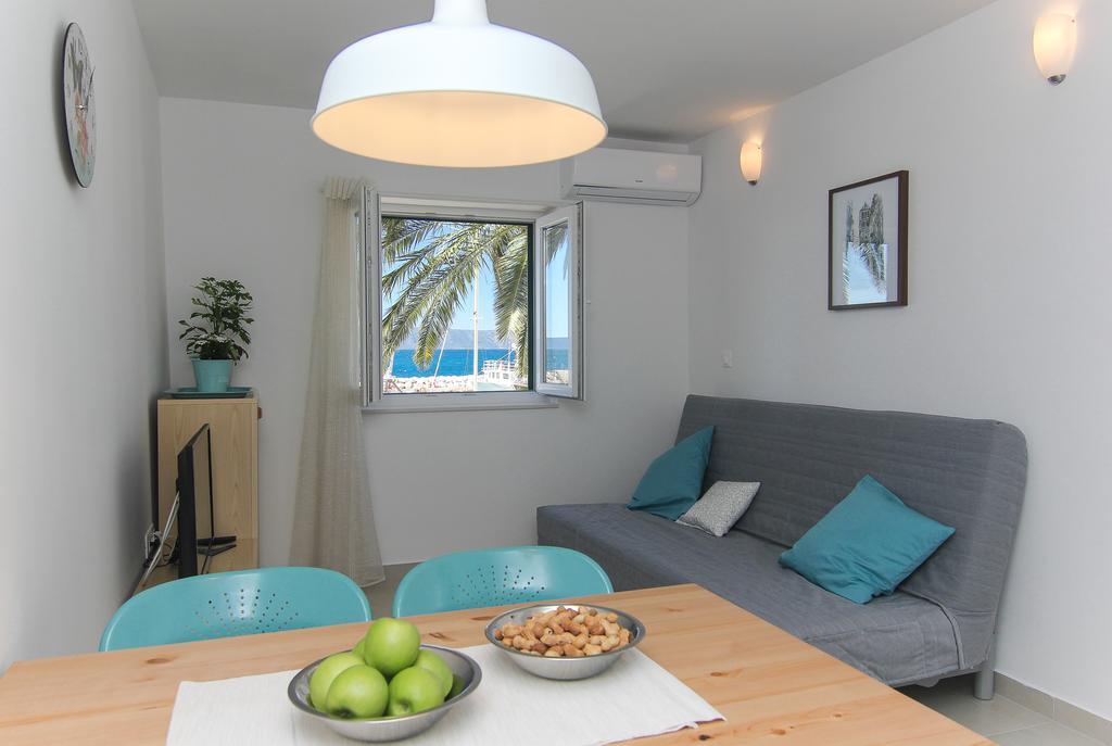 Nikolina Apartment