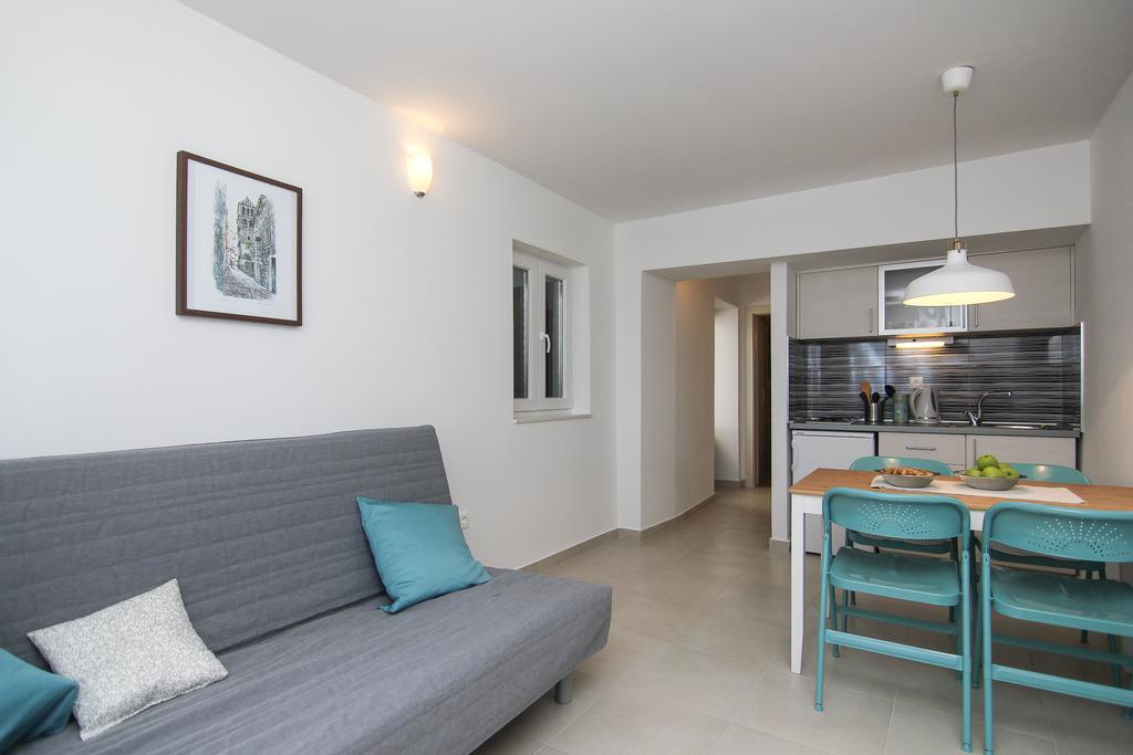 Apartment Nikolina Podgora